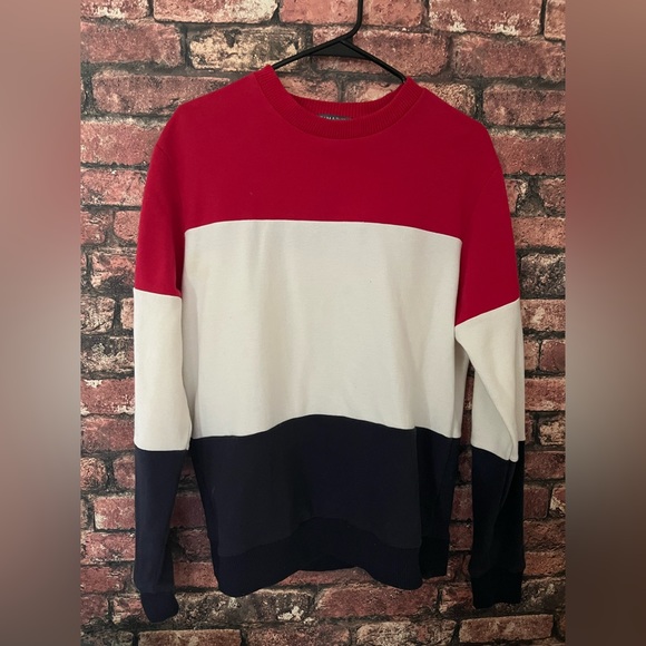 Sweater - Picture 1 of 3